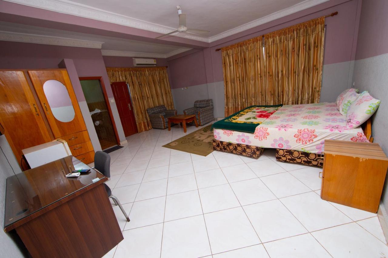 Pemicsa Hotel Accra Spintex Ngoại thất bức ảnh