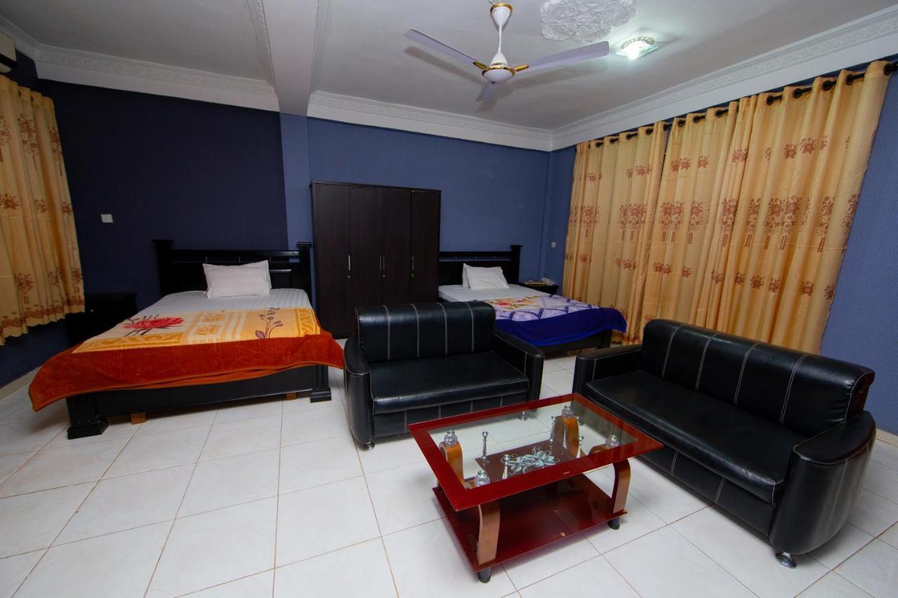 Pemicsa Hotel Accra Spintex Ngoại thất bức ảnh