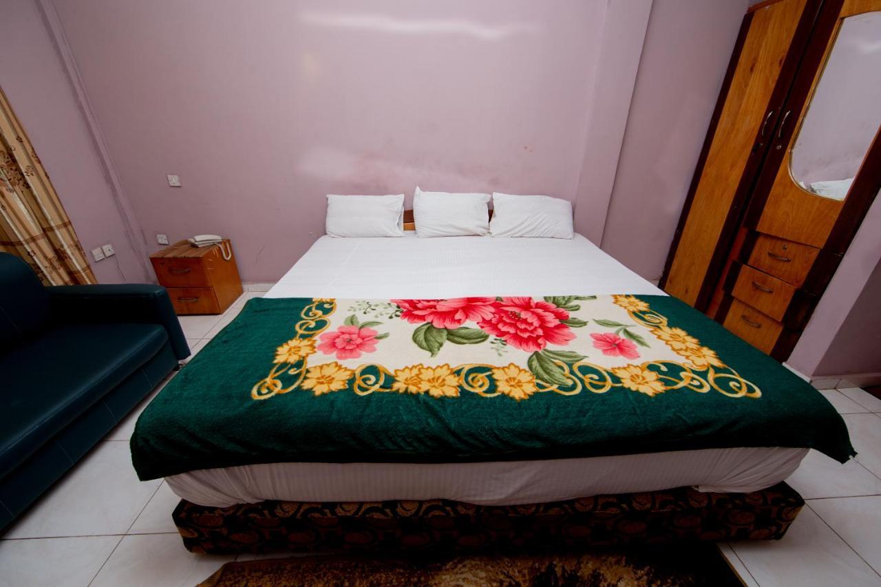 Pemicsa Hotel Accra Spintex Ngoại thất bức ảnh