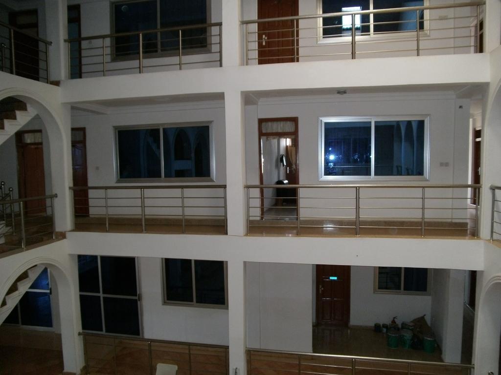 Pemicsa Hotel Accra Spintex Ngoại thất bức ảnh