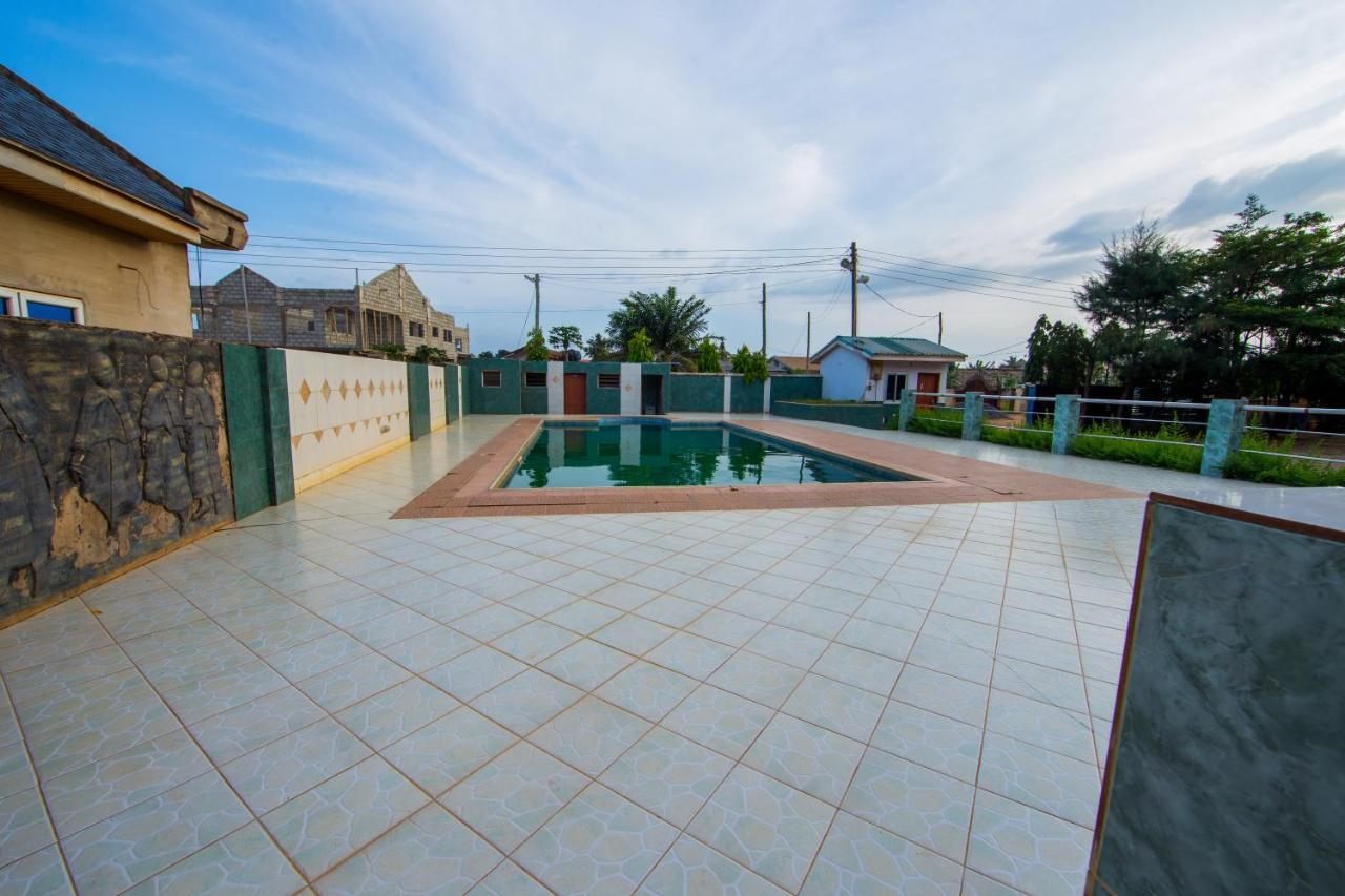 Pemicsa Hotel Accra Spintex Ngoại thất bức ảnh