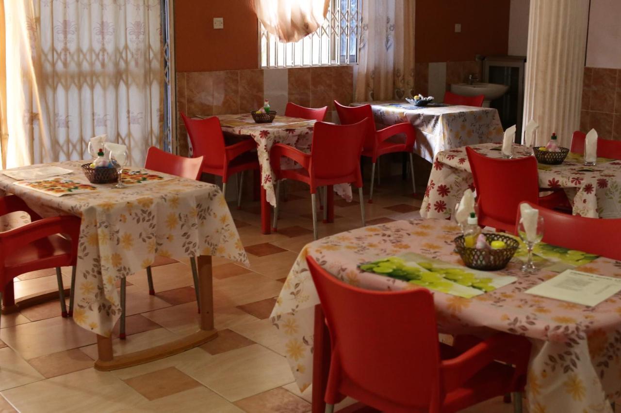 Pemicsa Hotel Accra Spintex Ngoại thất bức ảnh