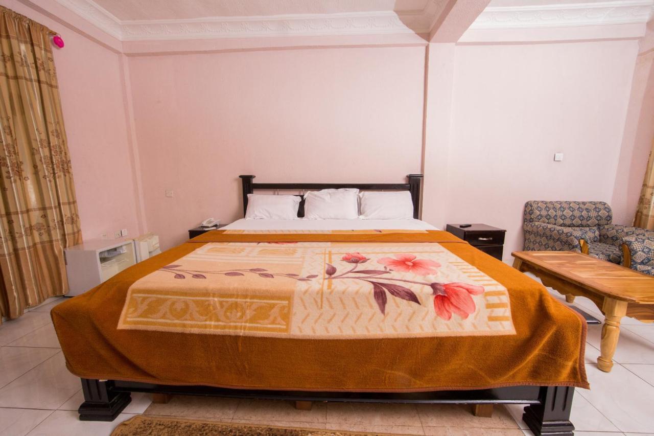 Pemicsa Hotel Accra Spintex Ngoại thất bức ảnh