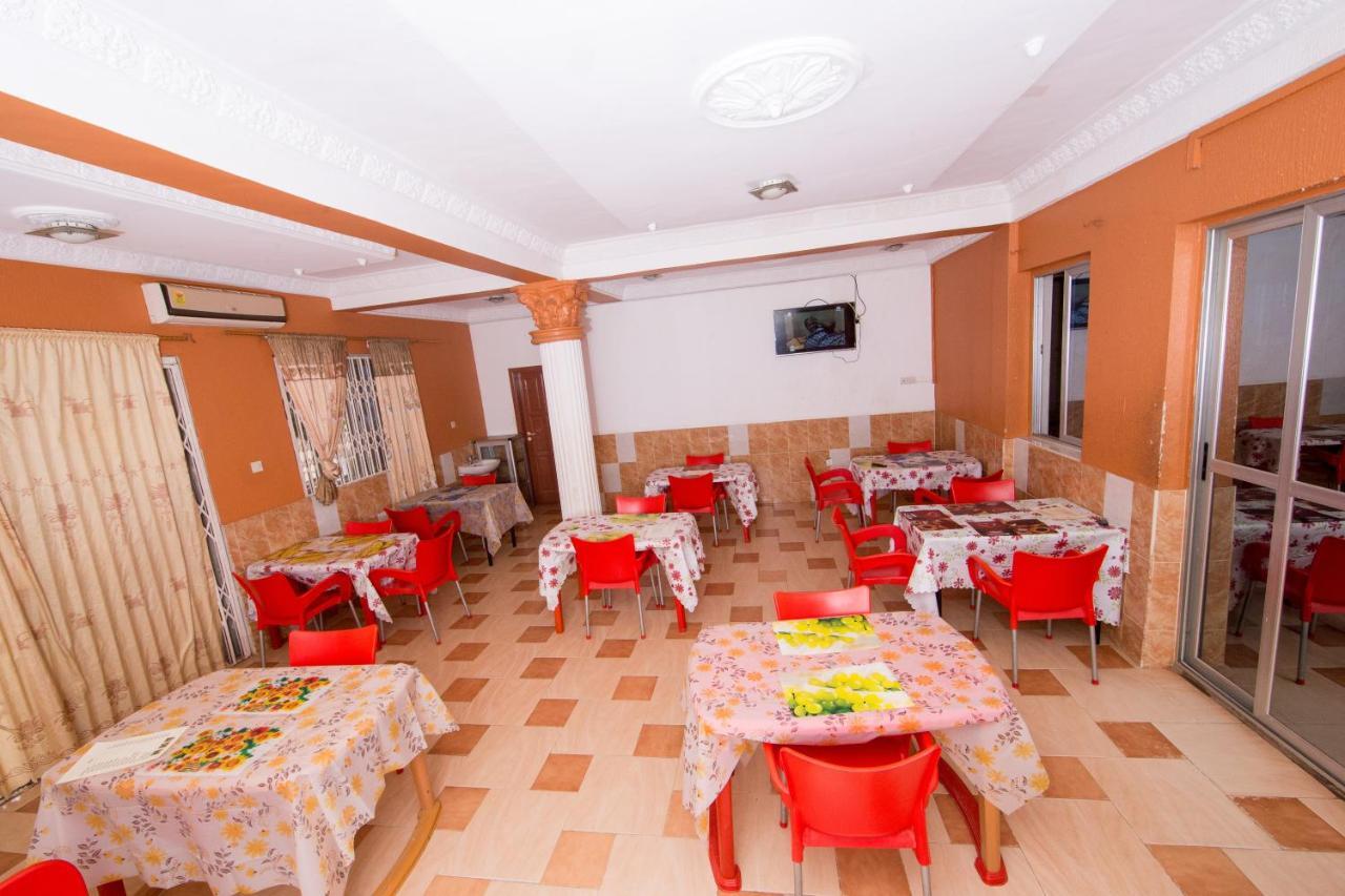 Pemicsa Hotel Accra Spintex Ngoại thất bức ảnh